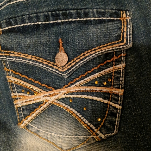 Capris - Picture 5 of 5